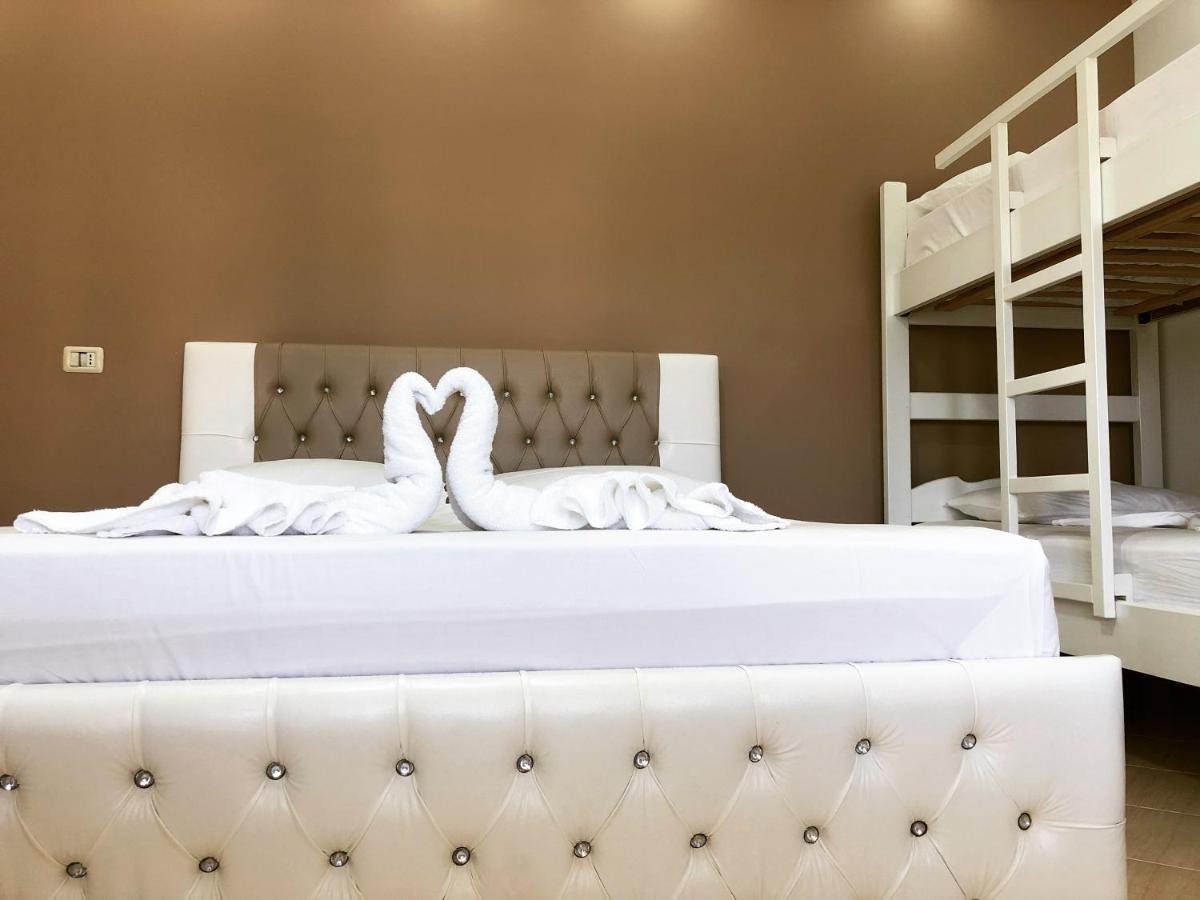 Poseidon Hotel Ksamil Ngoại thất bức ảnh